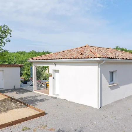 Flora Villa *